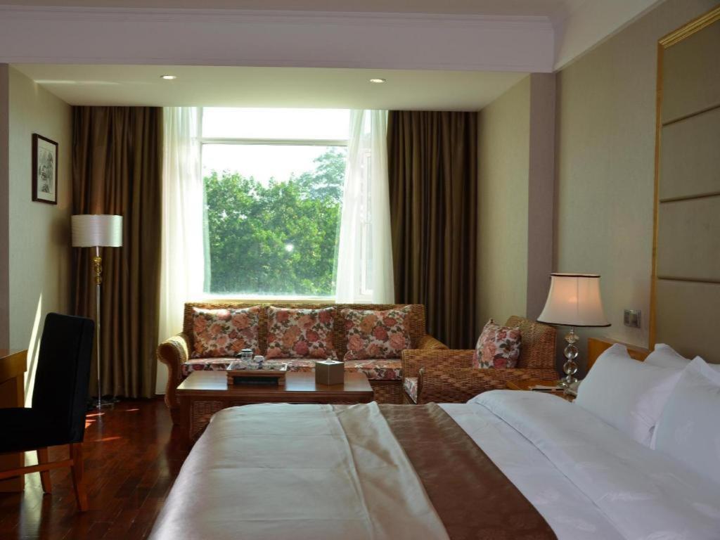 San Jiang Grand Hotel Vientiane Exterior photo