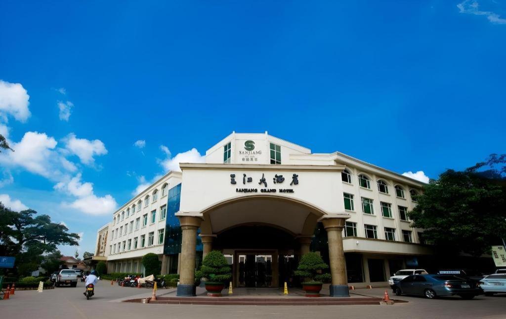 San Jiang Grand Hotel Vientiane Exterior photo